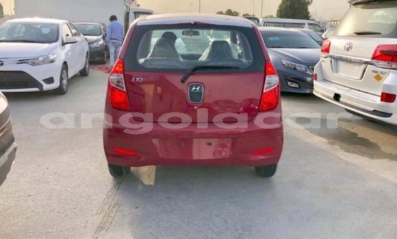 Acheter Occasion Voiture Hyundai i10 Rouge à Luanda, Province de Luanda Acheter Occasion Voiture Hyundai i10 Rouge à Luanda, Province de Luanda