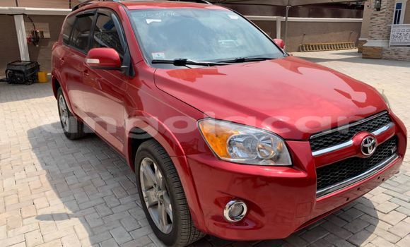 Comprar Usado Toyota RAV4 Vermelho Carro em Luanda em Luanda Province
