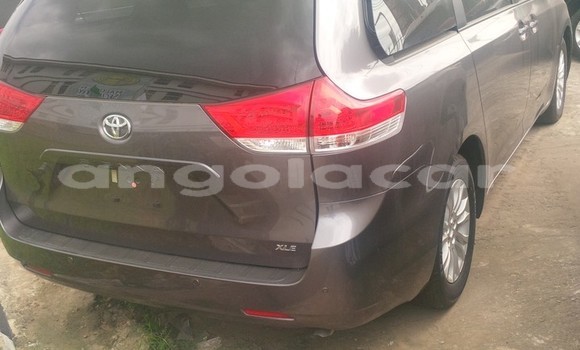 Comprar Usado Toyota Sienna Preto Carro em Luanda em Luanda Province Comprar Usado Toyota Sienna Preto Carro em Luanda em Luanda Province