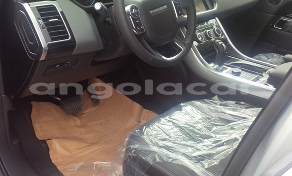 Acheter Occasion Voiture Land Rover Range Rover Sport Gris à Luanda, Province de Luanda Acheter Occasion Voiture Land Rover Range Rover Sport Gris à Luanda, Province de Luanda