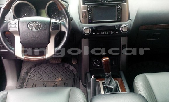 Acheter Occasion Voiture Toyota Land Cruiser Prado Noir à Luanda, Province de Luanda Acheter Occasion Voiture Toyota Land Cruiser Prado Noir à Luanda, Province de Luanda