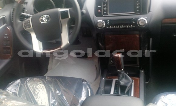 Acheter Occasion Voiture Toyota Land Cruiser Prado Gris à Luanda, Province de Luanda Acheter Occasion Voiture Toyota Land Cruiser Prado Gris à Luanda, Province de Luanda