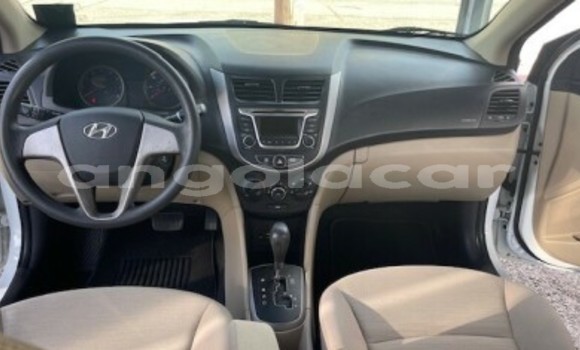 Comprar Usado Hyundai Accent Branco Carro em Luanda em Luanda Province Comprar Usado Hyundai Accent Branco Carro em Luanda em Luanda Province