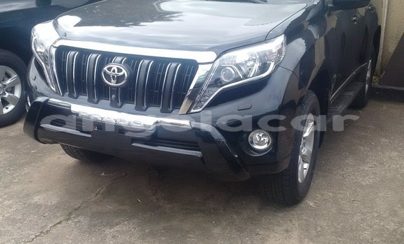 Buy Used Toyota Land Cruiser Black Car in Luanda in Luanda Province
