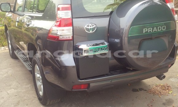 Buy Used Toyota Land Cruiser Prado Silver Car in Luanda in Luanda Province Buy Used Toyota Land Cruiser Prado Silver Car in Luanda in Luanda Province