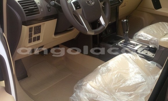 Buy Used Toyota Land Cruiser Prado Silver Car in Luanda in Luanda Province Buy Used Toyota Land Cruiser Prado Silver Car in Luanda in Luanda Province