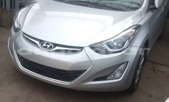 Acheter Occasion Voiture Hyundai Elantra Gris à Luanda, Province de Luanda Acheter Occasion Voiture Hyundai Elantra Gris à Luanda, Province de Luanda