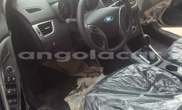 Comprar Usado Hyundai Elantra Prata Carro em Luanda em Luanda Province Comprar Usado Hyundai Elantra Prata Carro em Luanda em Luanda Province