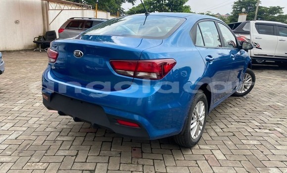 Acheter Occasion Voiture Kia rio Bleu à Luanda, Province de Luanda Acheter Occasion Voiture Kia rio Bleu à Luanda, Province de Luanda