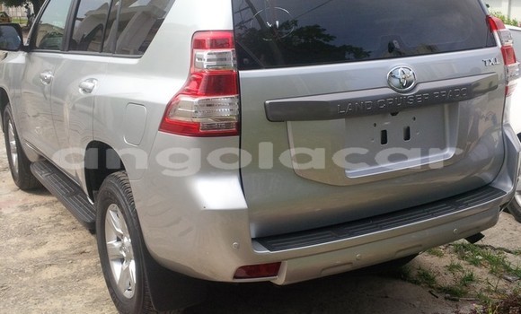 Acheter Occasion Voiture Toyota Land Cruiser Gris à Luanda, Province de Luanda Acheter Occasion Voiture Toyota Land Cruiser Gris à Luanda, Province de Luanda