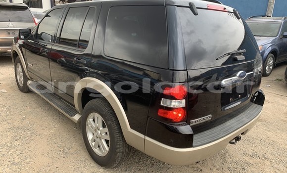 Acheter Occasion Voiture Ford Explorer Noir à Luanda, Province de Luanda Acheter Occasion Voiture Ford Explorer Noir à Luanda, Province de Luanda