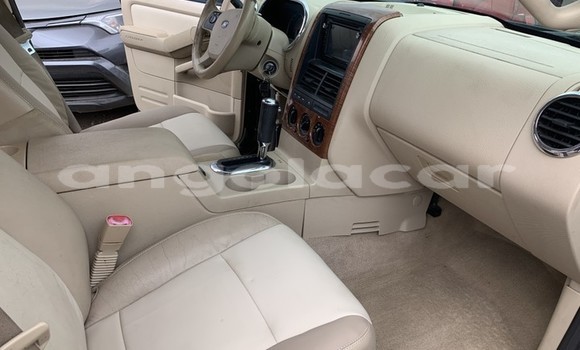 Acheter Occasion Voiture Ford Explorer Noir à Luanda, Province de Luanda Acheter Occasion Voiture Ford Explorer Noir à Luanda, Province de Luanda