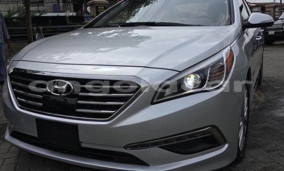 Acheter Occasion Voiture Hyundai Sonata Gris à Luanda, Province de Luanda Acheter Occasion Voiture Hyundai Sonata Gris à Luanda, Province de Luanda