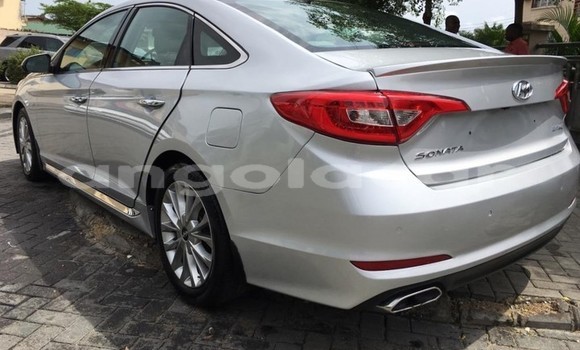 Buy Used Hyundai Sonata Silver Car in Luanda in Luanda Province Buy Used Hyundai Sonata Silver Car in Luanda in Luanda Province