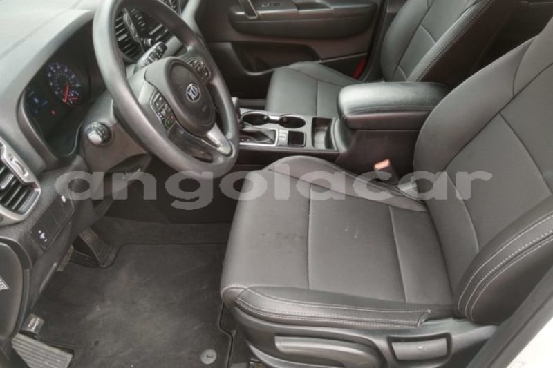 Big with watermark kia sportage luanda province luanda 30404