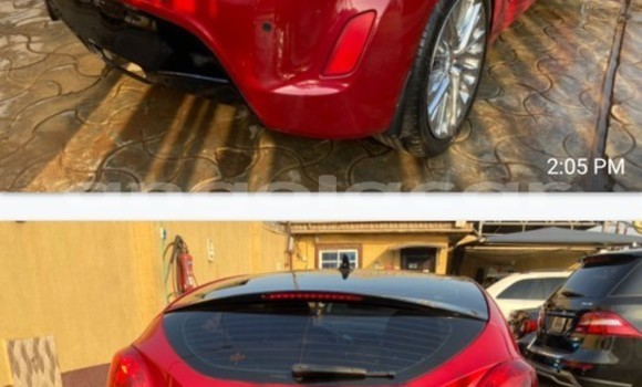 Buy Used Hyundai Veloster Red Car in Luanda in Luanda Province Buy Used Hyundai Veloster Red Car in Luanda in Luanda Province