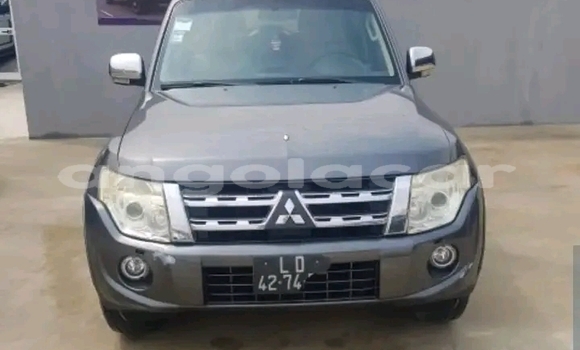 Acheter Occasion Voiture Mitsubishi Pajero Gris à N'zeto, Zaïre Acheter Occasion Voiture Mitsubishi Pajero Gris à N'zeto, Zaïre