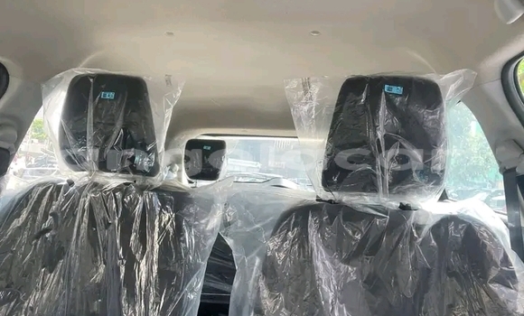 Buy Used Suzuki Swift Blue Car in Luanda in Luanda Province Buy Used Suzuki Swift Blue Car in Luanda in Luanda Province