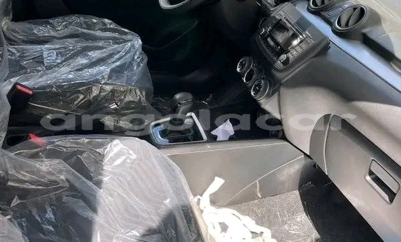 Buy Used Suzuki Swift Blue Car in Luanda in Luanda Province Buy Used Suzuki Swift Blue Car in Luanda in Luanda Province