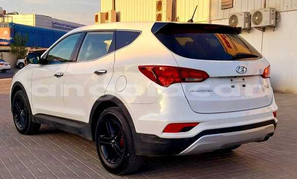 Buy Used Hyundai Santa Fe White Car in Luanda in Luanda Province Buy Used Hyundai Santa Fe White Car in Luanda in Luanda Province