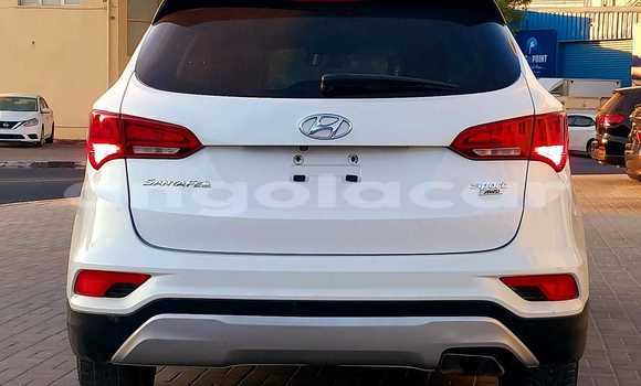 Buy Used Hyundai Santa Fe White Car in Luanda in Luanda Province Buy Used Hyundai Santa Fe White Car in Luanda in Luanda Province