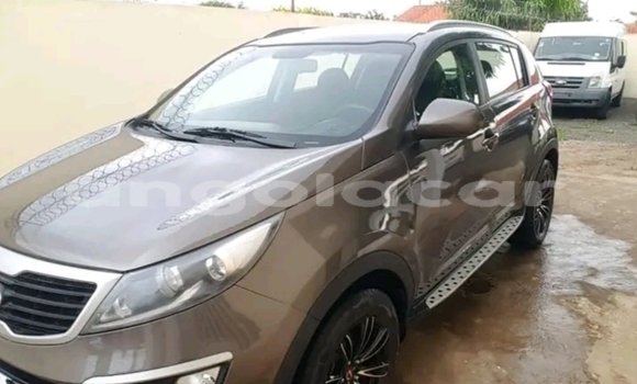 Acheter Occasion Voiture Kia Sportage Marron à N'zeto, Zaïre Acheter Occasion Voiture Kia Sportage Marron à N'zeto, Zaïre