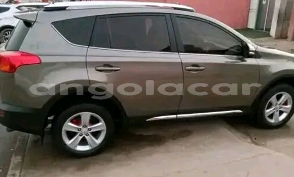 Buy Used Toyota RAV4 Other Car in Luanda in Luanda Province Buy Used Toyota RAV4 Other Car in Luanda in Luanda Province
