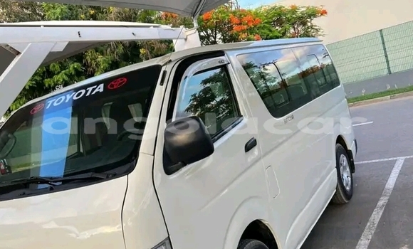 Acheter Occasion Voiture Toyota Hiace Blanc à Luanda, Province de Luanda Acheter Occasion Voiture Toyota Hiace Blanc à Luanda, Province de Luanda