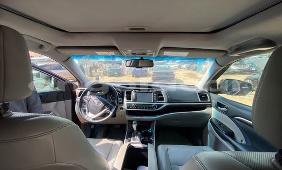 Buy Used Toyota Highlander Other Car in Luanda in Luanda Province Buy Used Toyota Highlander Other Car in Luanda in Luanda Province