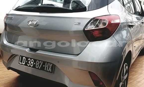 Comprar Usado Hyundai i10 Prata Carro em Luanda em Luanda Province Comprar Usado Hyundai i10 Prata Carro em Luanda em Luanda Province