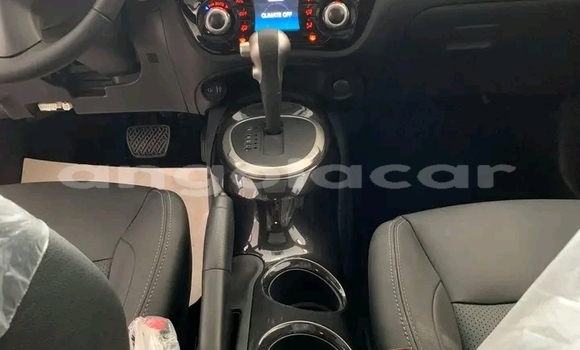 Buy Used Nissan Juke Silver Car in Luanda in Luanda Province Buy Used Nissan Juke Silver Car in Luanda in Luanda Province