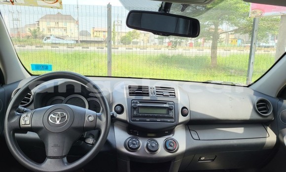 Acheter Occasion Voiture Toyota RAV4 Noir à Luanda, Province de Luanda Acheter Occasion Voiture Toyota RAV4 Noir à Luanda, Province de Luanda