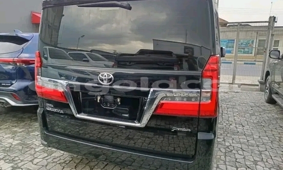 Buy Used Toyota Granvia Other Car in Luanda in Luanda Province Buy Used Toyota Granvia Other Car in Luanda in Luanda Province