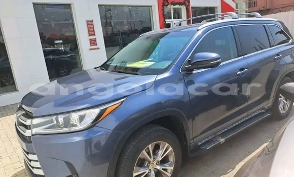 Comprar Usado Toyota Highlander Azul Carro em Luanda em Luanda Province Comprar Usado Toyota Highlander Azul Carro em Luanda em Luanda Province