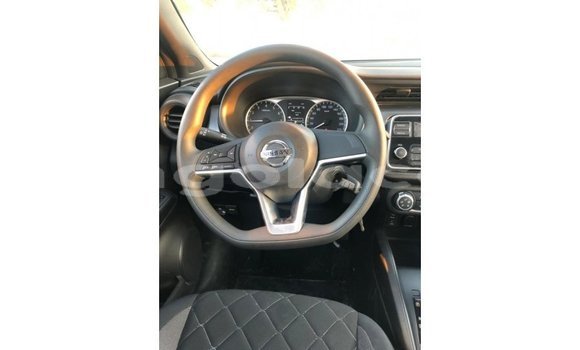 Comprar Importar Nissan Evalia Preto Caminhão em Import - Dubai em Bengo Province Comprar Importar Nissan Evalia Preto Caminhão em Import - Dubai em Bengo Province