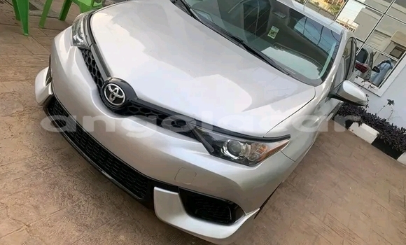 Buy Used Toyota Corolla Black Car in Luanda in Luanda Province
