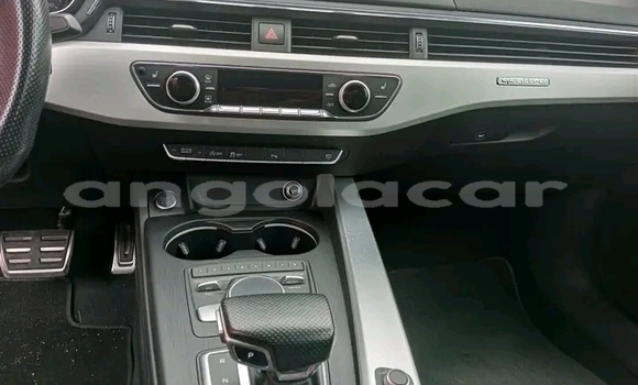 Acheter Occasion Voiture Audi A5 Noir à Luanda, Province de Luanda Acheter Occasion Voiture Audi A5 Noir à Luanda, Province de Luanda