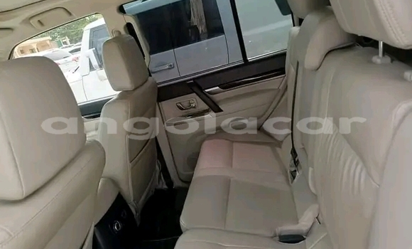 Comprar Usado Mitsubishi Pajero Branco Carro em Luanda em Luanda Province Comprar Usado Mitsubishi Pajero Branco Carro em Luanda em Luanda Province
