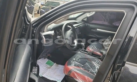Comprar Usado Toyota Hilux Preto Carro em Luanda em Luanda Province Comprar Usado Toyota Hilux Preto Carro em Luanda em Luanda Province