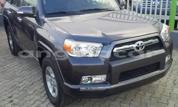Comprar Usado Toyota 4Runner Outro Carro em Luanda em Luanda Province
