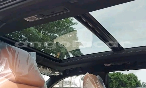 Buy New Toyota Highlander Black Car in Luanda in Luanda Province Buy New Toyota Highlander Black Car in Luanda in Luanda Province