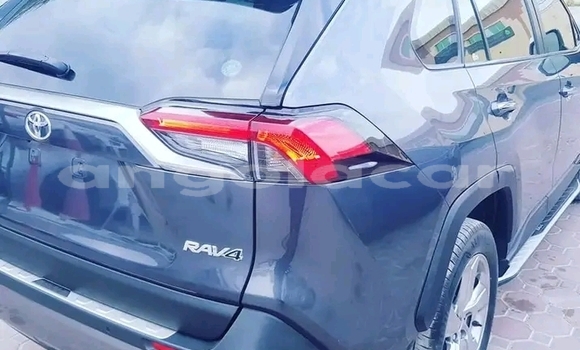 Comprar Usado Toyota RAV4 Outro Carro em Luanda em Luanda Province Comprar Usado Toyota RAV4 Outro Carro em Luanda em Luanda Province