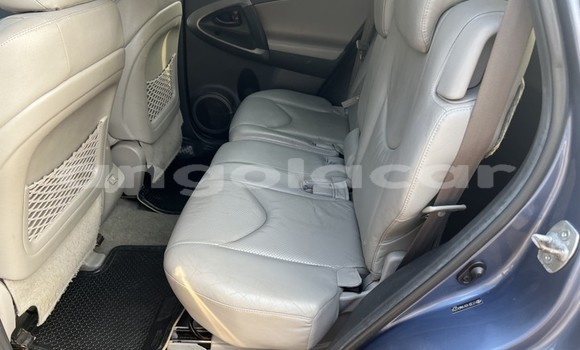 Acheter Occasion Voiture Toyota RAV4 Gris à Luanda, Province de Luanda Acheter Occasion Voiture Toyota RAV4 Gris à Luanda, Province de Luanda