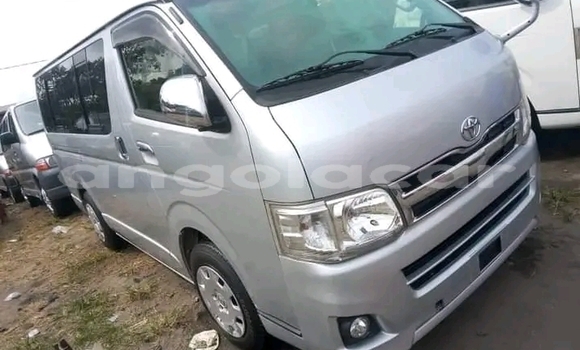 Buy Used Toyota HiAce Other Truck in Luanda in Luanda Province Buy Used Toyota HiAce Other Truck in Luanda in Luanda Province