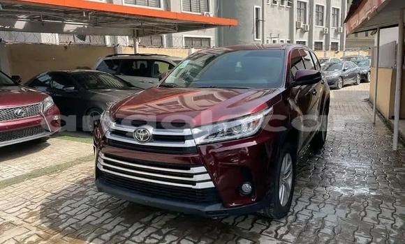 Buy Used Toyota Highlander Other Car in Luanda in Luanda Province