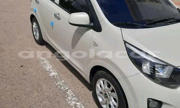 Comprar Usado Kia Picanto Outro Carro em Luanda em Luanda Province