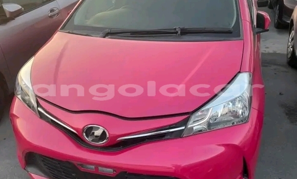 Acheter Occasion Voiture Toyota Yaris Rouge à Luanda, Province de Luanda Acheter Occasion Voiture Toyota Yaris Rouge à Luanda, Province de Luanda