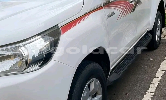 Comprar Usado Toyota Hilux Branco Carro em Luanda em Luanda Province Comprar Usado Toyota Hilux Branco Carro em Luanda em Luanda Province