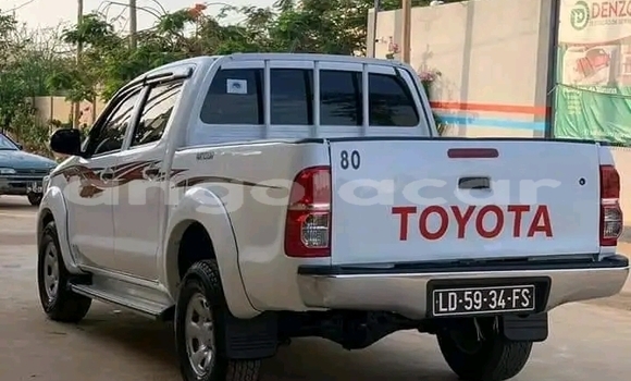 Comprar Usado Toyota Hilux Branco Carro em Luanda em Luanda Province Comprar Usado Toyota Hilux Branco Carro em Luanda em Luanda Province