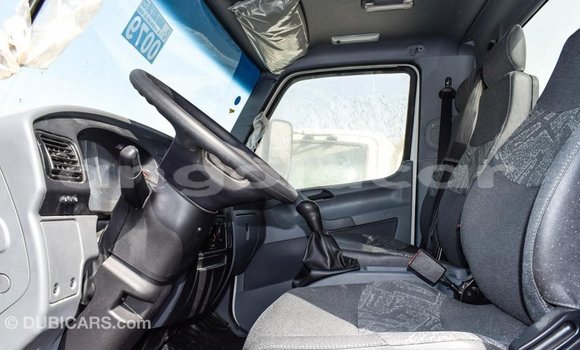 Buy Import Mercedes-Benz 190 White Car in Import - Dubai in Bengo Province Buy Import Mercedes-Benz 190 White Car in Import - Dubai in Bengo Province